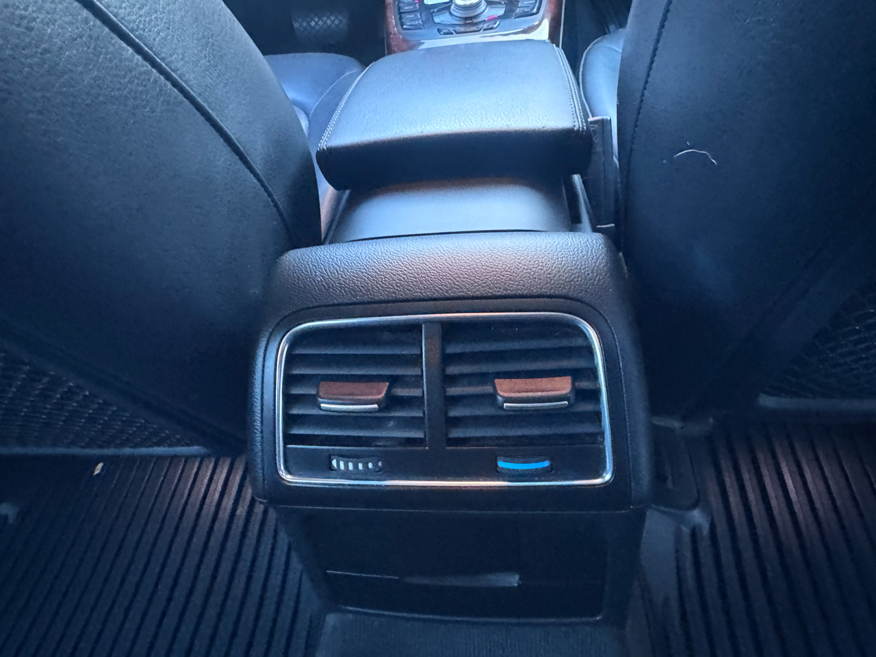 Audi A4 Avant 2.0T quattro Tiptronic 2012