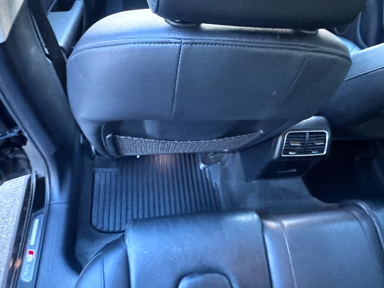 Audi A4 Avant 2.0T quattro Tiptronic 2012