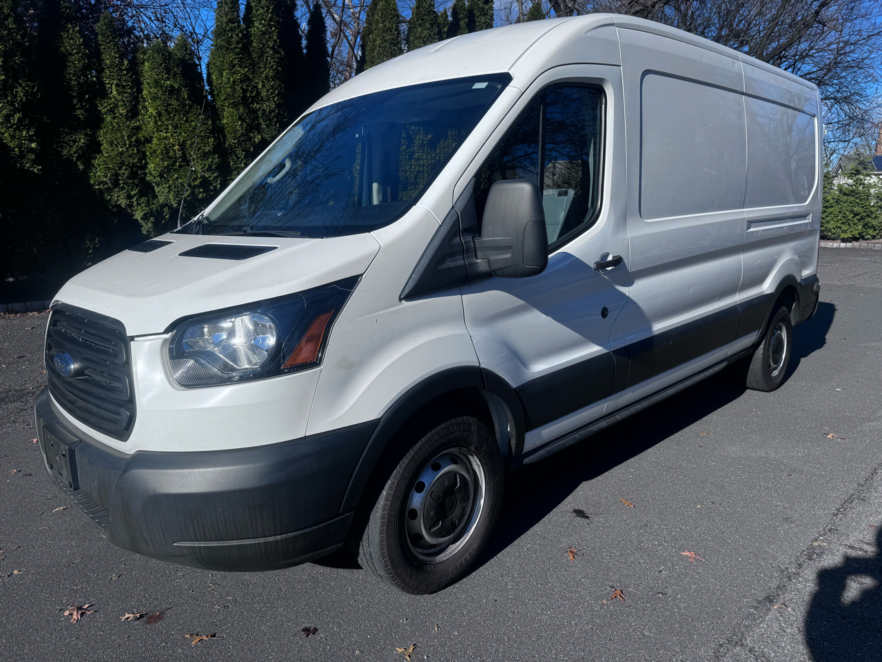 Ford Transit 350 Van Med. Roof w/Sliding Pass. 148-in. WB 2019