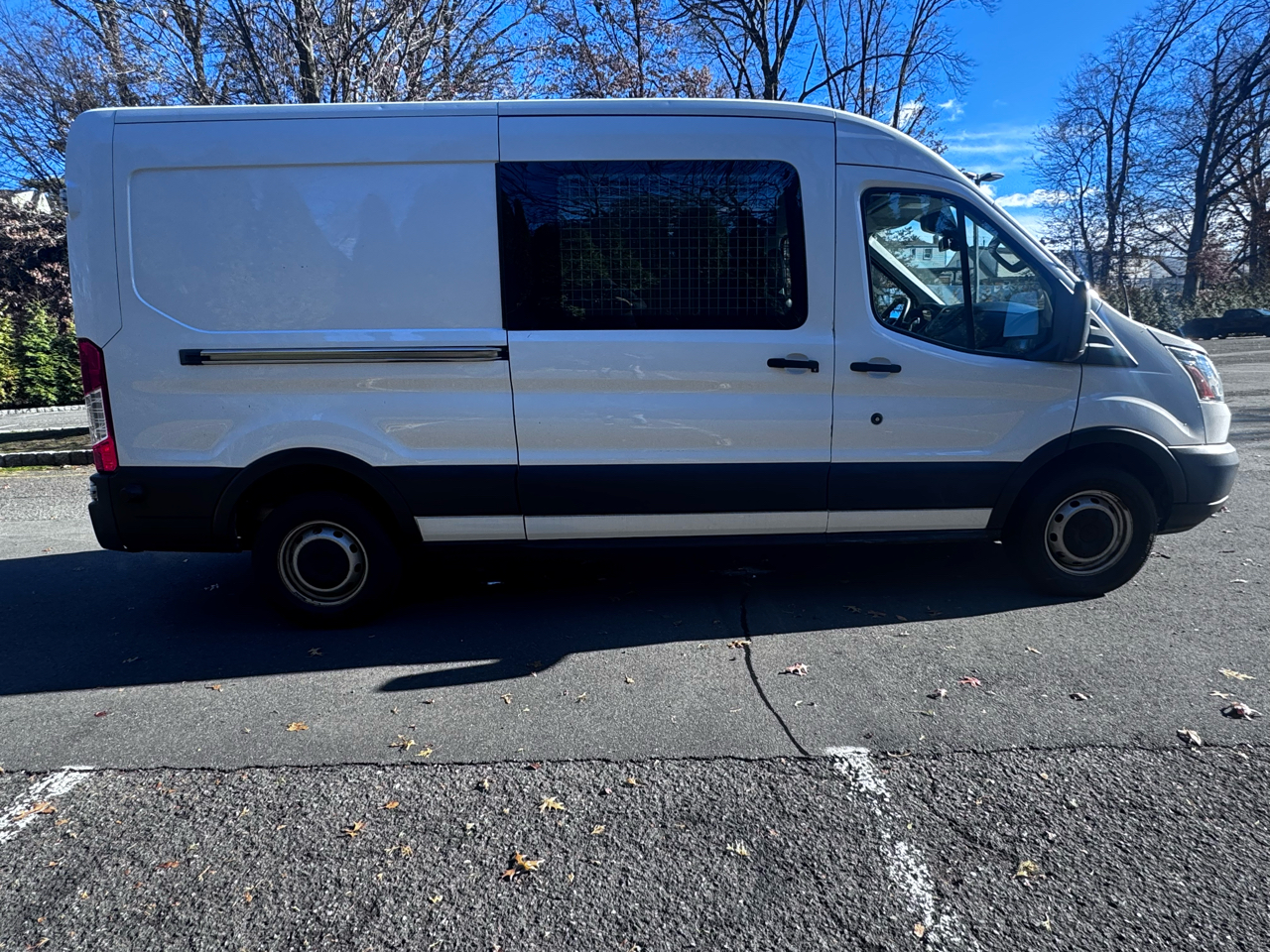 Ford Transit 350 Van Med. Roof w/Sliding Pass. 148-in. WB 2019