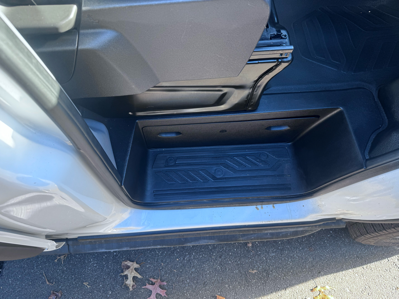 Ford Transit 350 Van Med. Roof w/Sliding Pass. 148-in. WB 2019