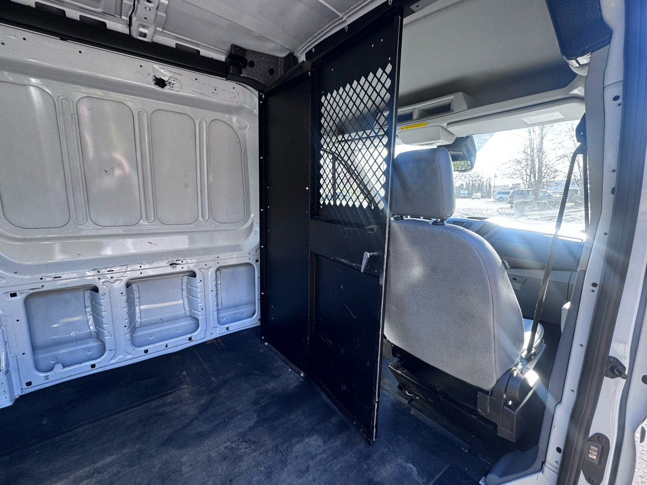 Ford Transit 350 Van Med. Roof w/Sliding Pass. 148-in. WB 2019