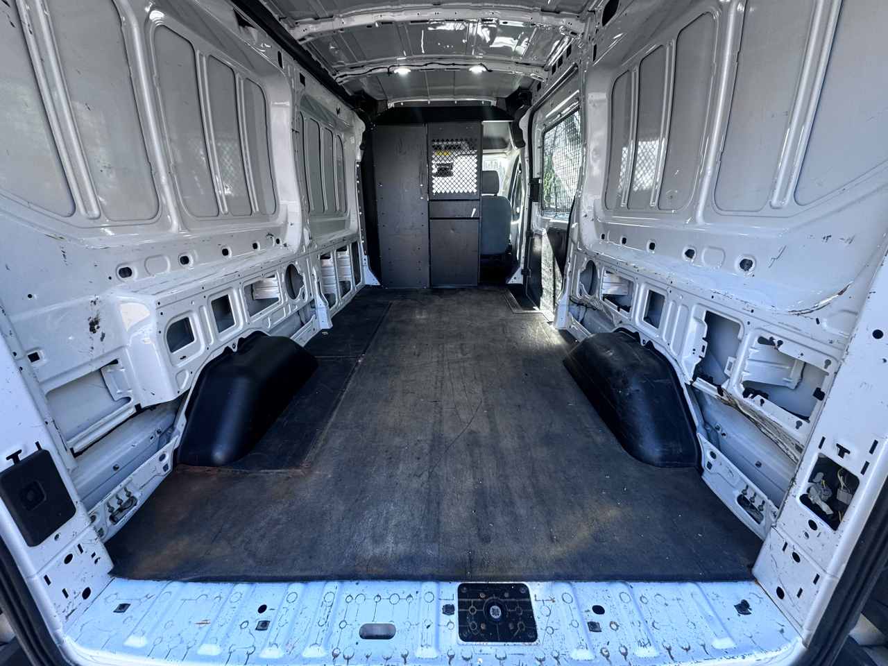 Ford Transit 350 Van Med. Roof w/Sliding Pass. 148-in. WB 2019