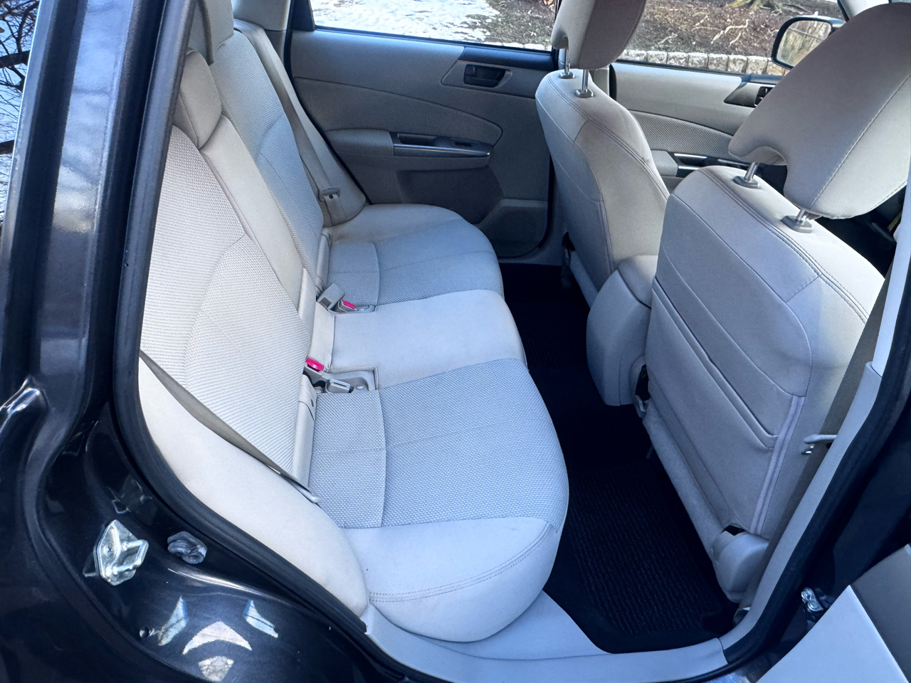 Subaru Forester 2.5X 2012