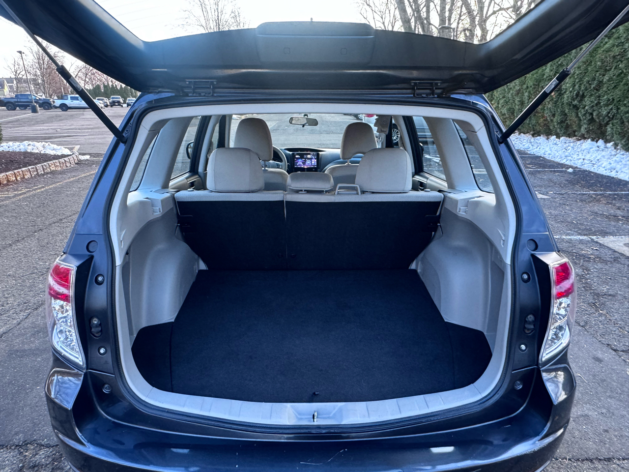 Subaru Forester 2.5X 2012