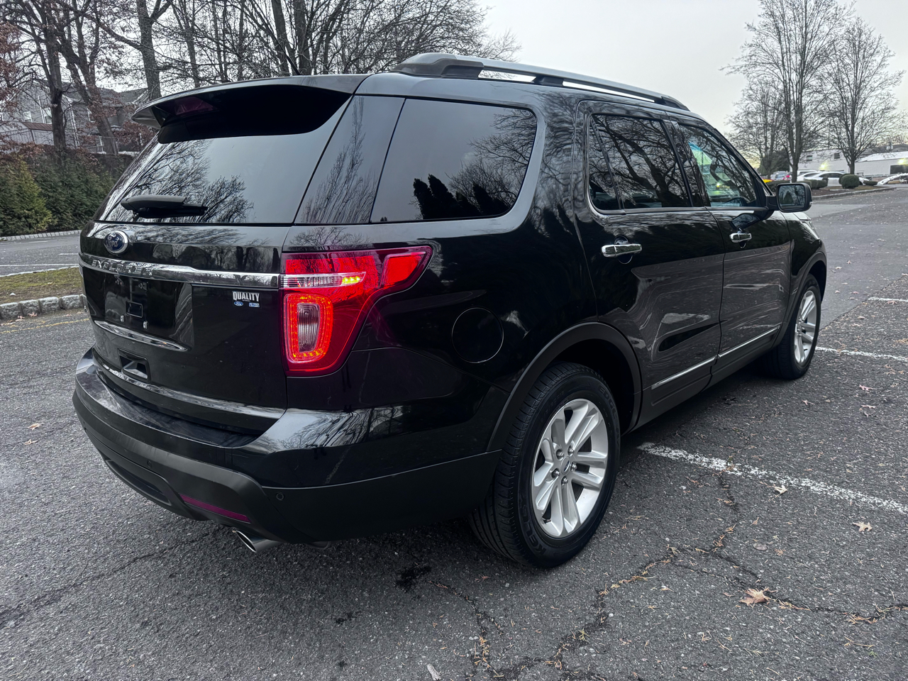 Ford Explorer Limited 4D SUV FWD 2014