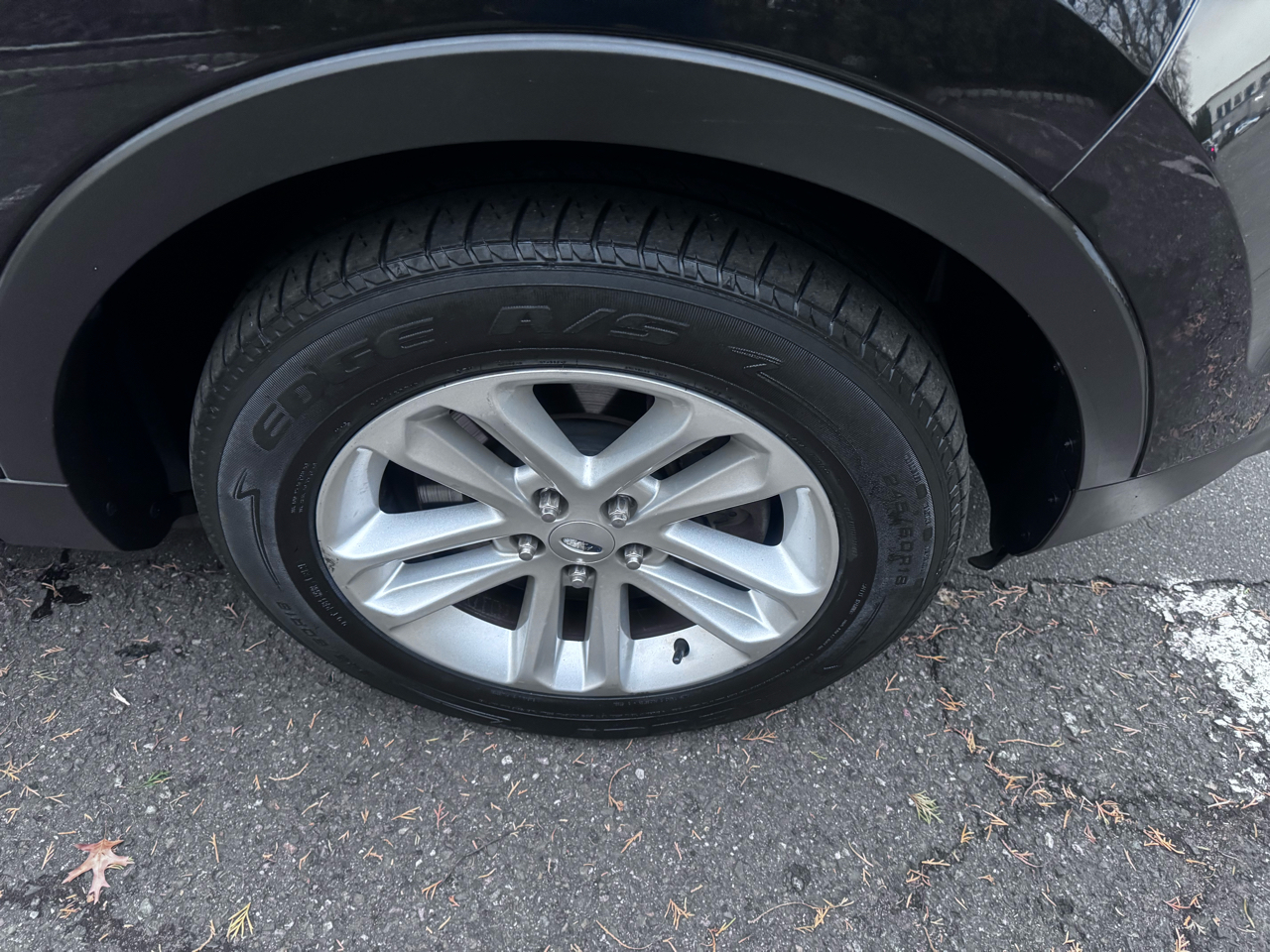 Ford Explorer Limited 4D SUV FWD 2014