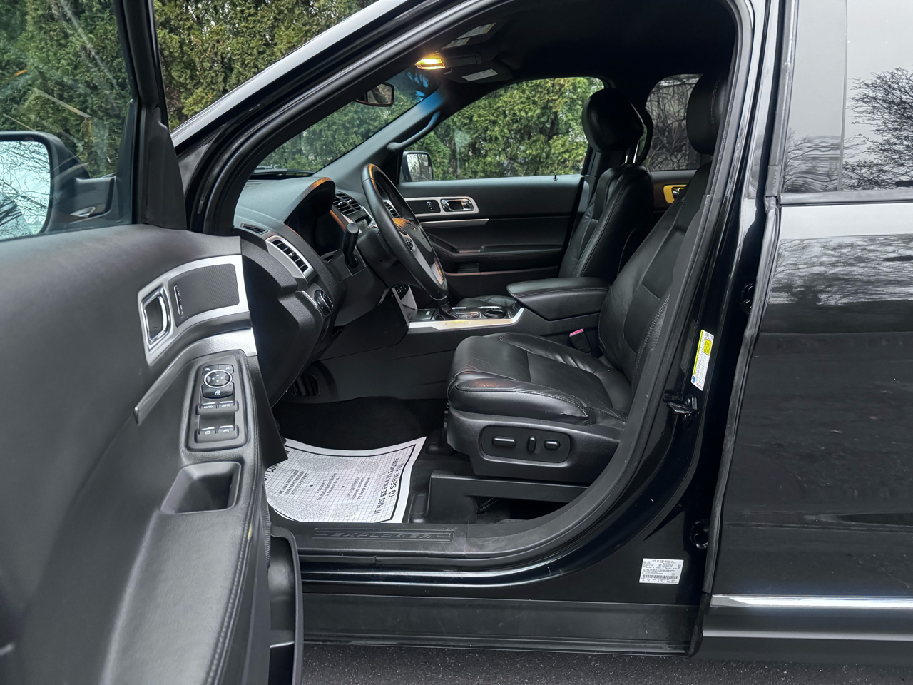 Ford Explorer Limited 4D SUV FWD 2014