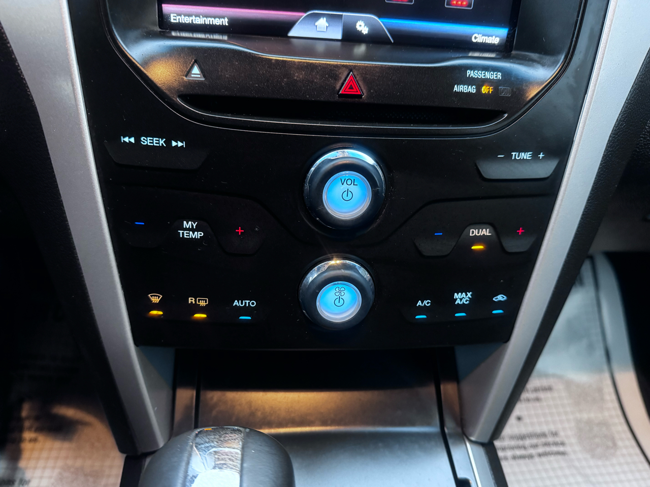 Ford Explorer Limited 4D SUV FWD 2014