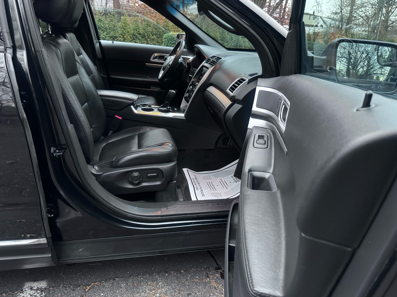 Ford Explorer Limited 4D SUV FWD 2014