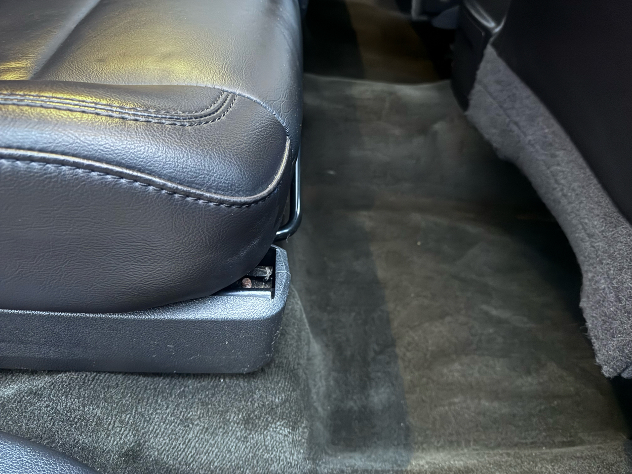 Ford Explorer Limited 4D SUV FWD 2014