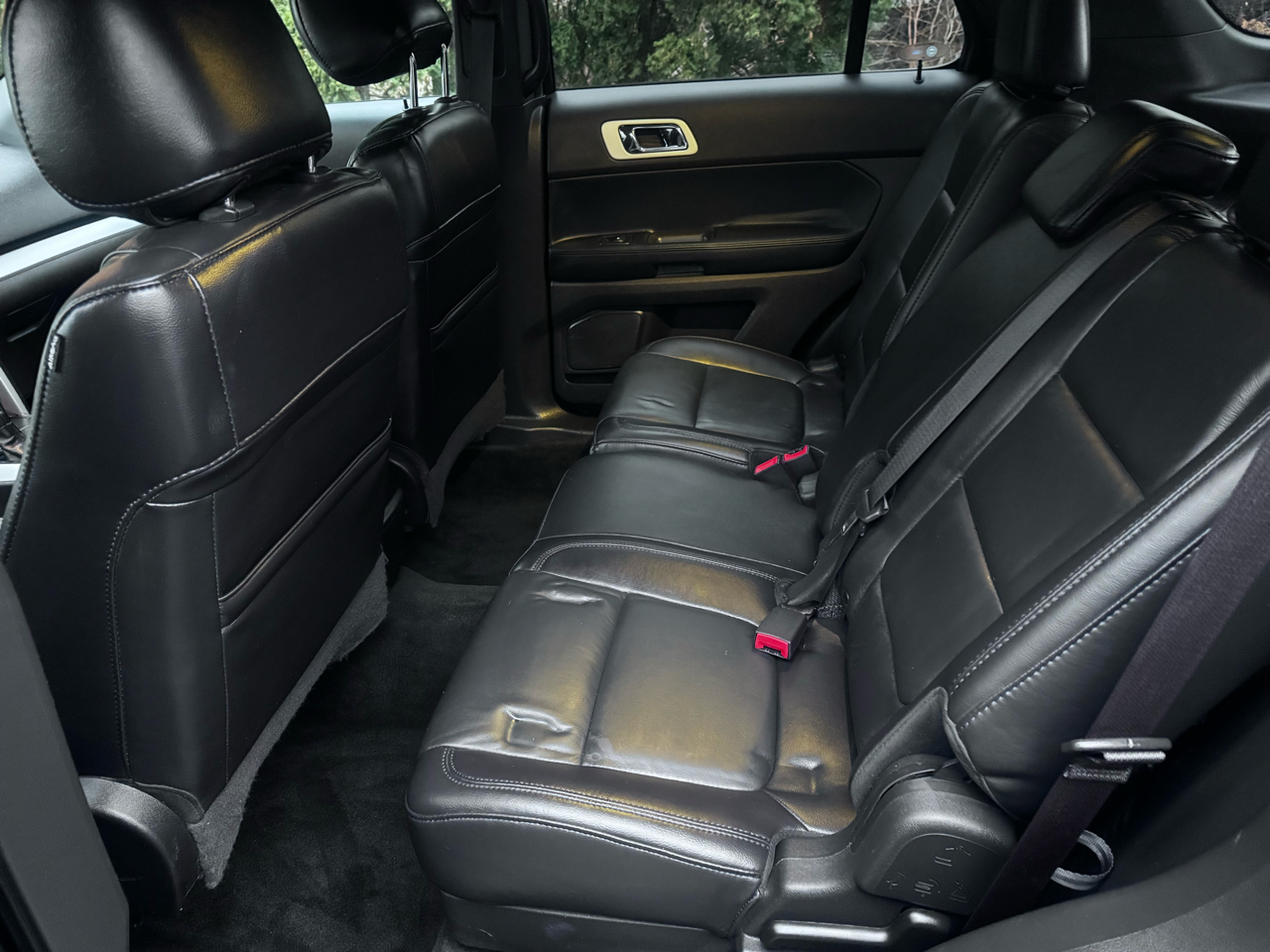 Ford Explorer Limited 4D SUV FWD 2014