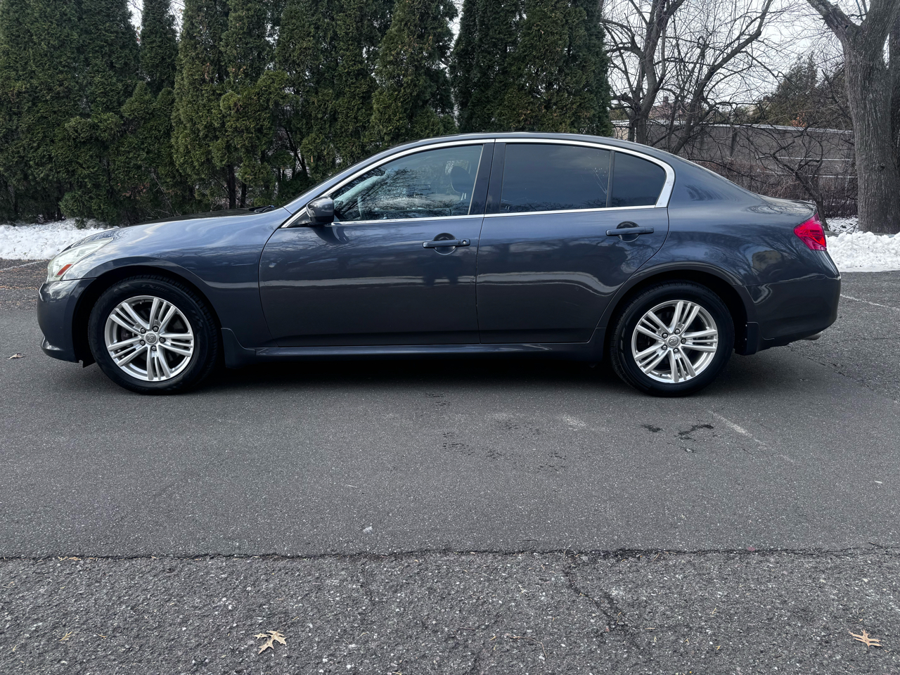 Infiniti G Sedan G37x AWD 2010
