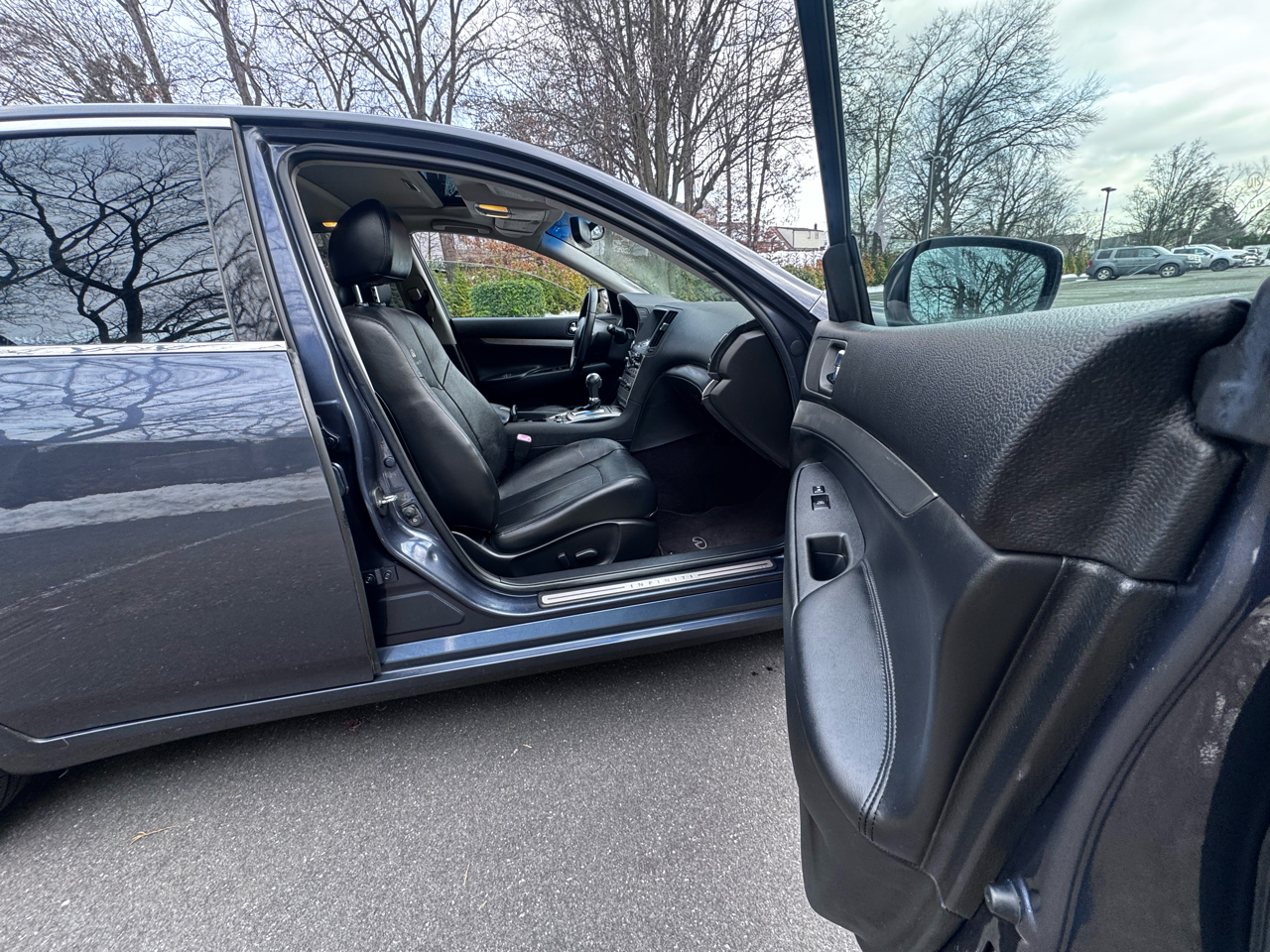 Infiniti G Sedan G37x AWD 2010