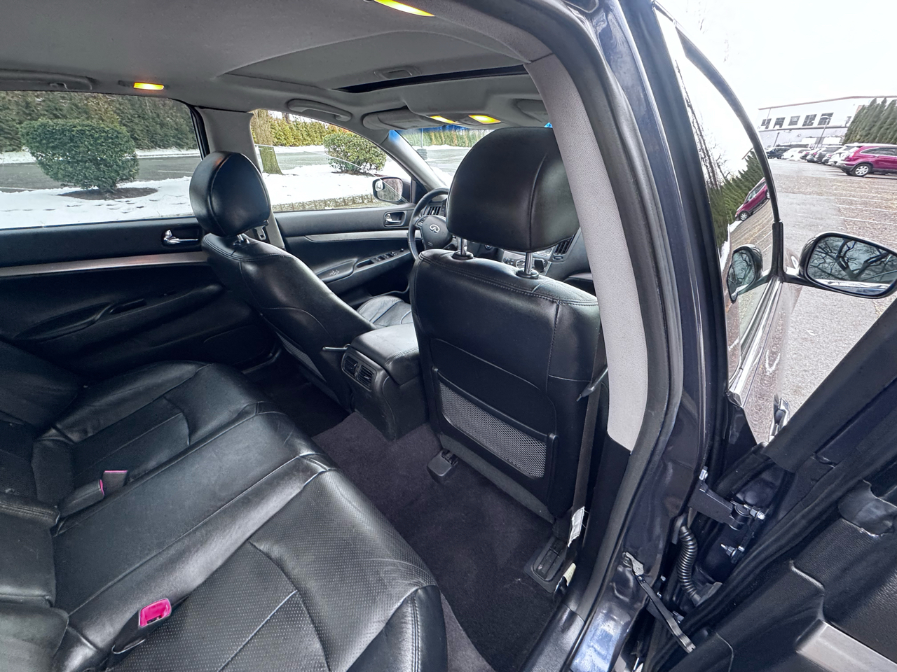 Infiniti G Sedan G37x AWD 2010