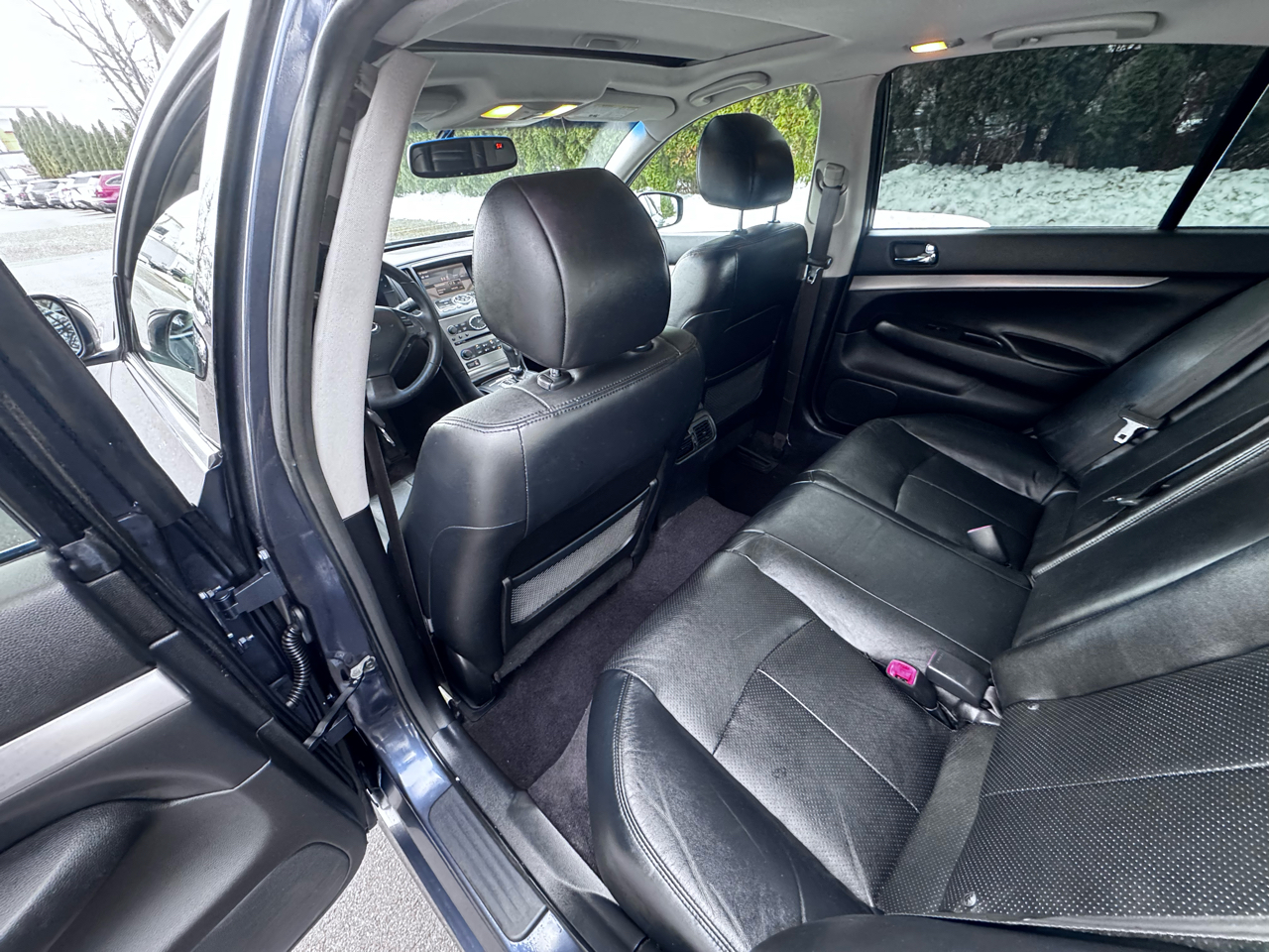 Infiniti G Sedan G37x AWD 2010