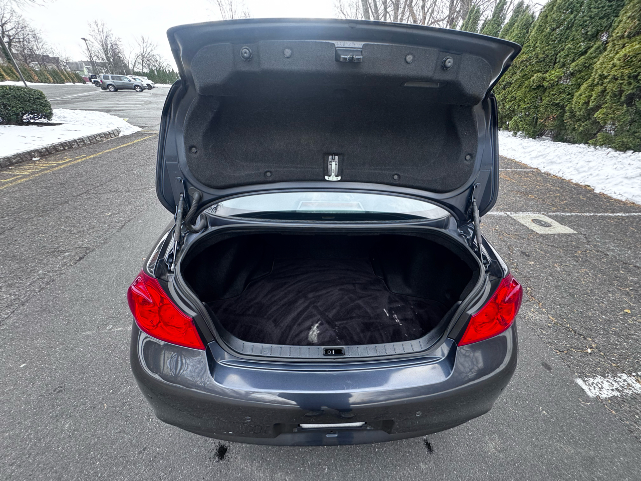 Infiniti G Sedan G37x AWD 2010