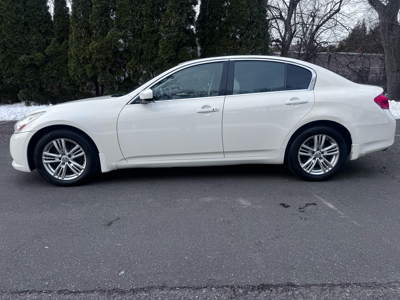 Infiniti G Sedan 37x AWD 2012