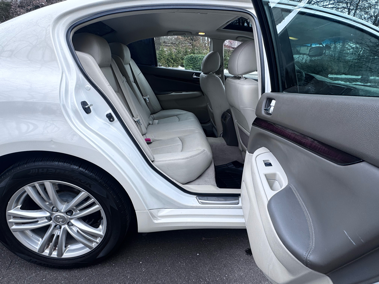 Infiniti G Sedan 37x AWD 2012