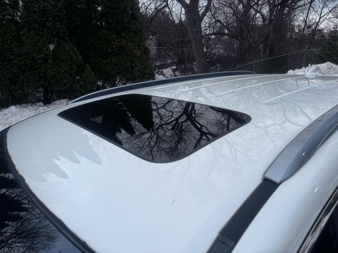 Honda Pilot Touring w/Rear Captain's Chairs AWD 2020