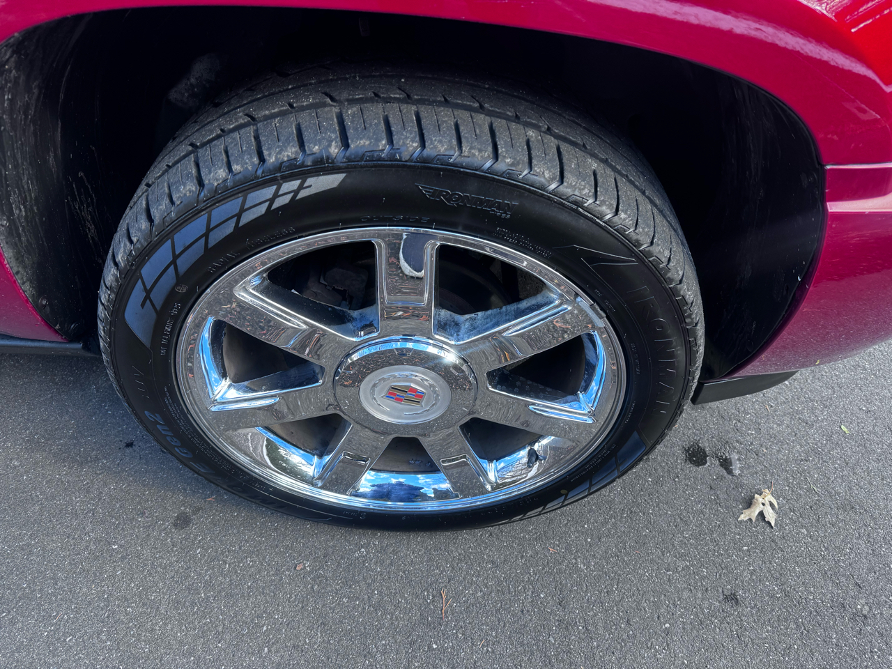 Cadillac Escalade AWD Luxury 2012