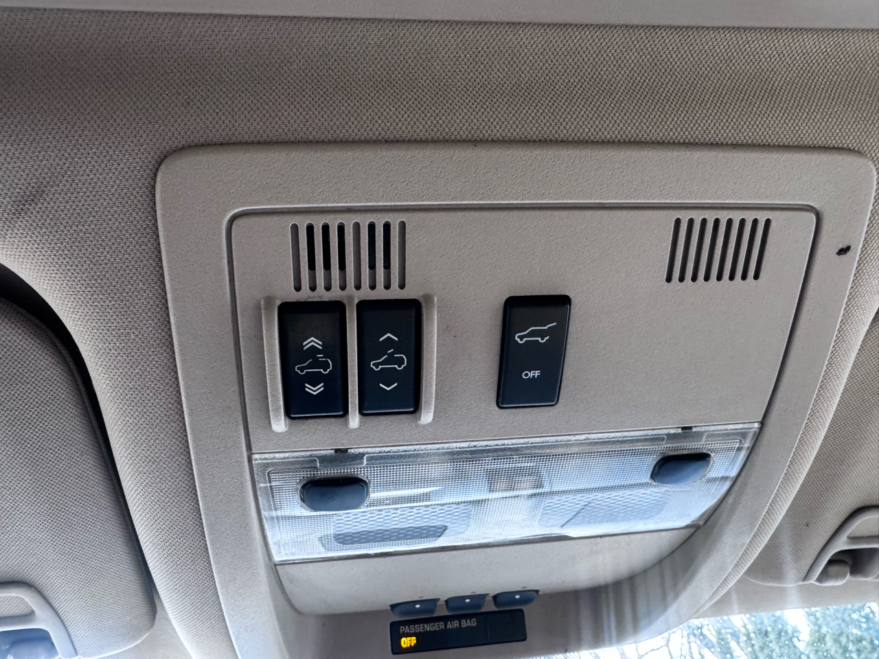 Cadillac Escalade AWD Luxury 2012