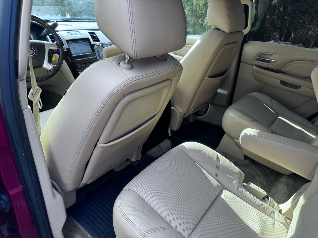 Cadillac Escalade AWD Luxury 2012