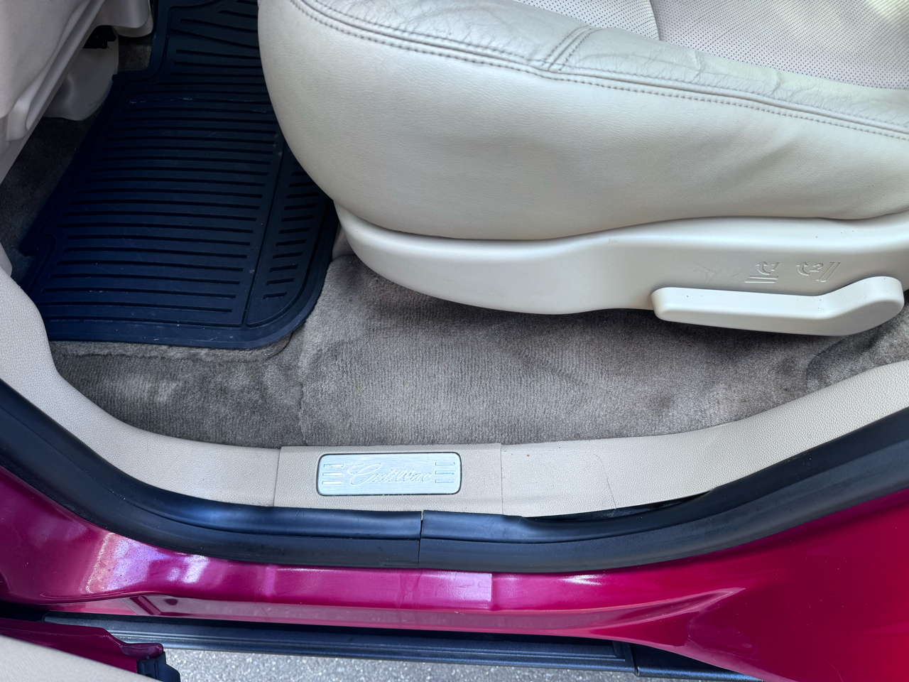 Cadillac Escalade AWD Luxury 2012