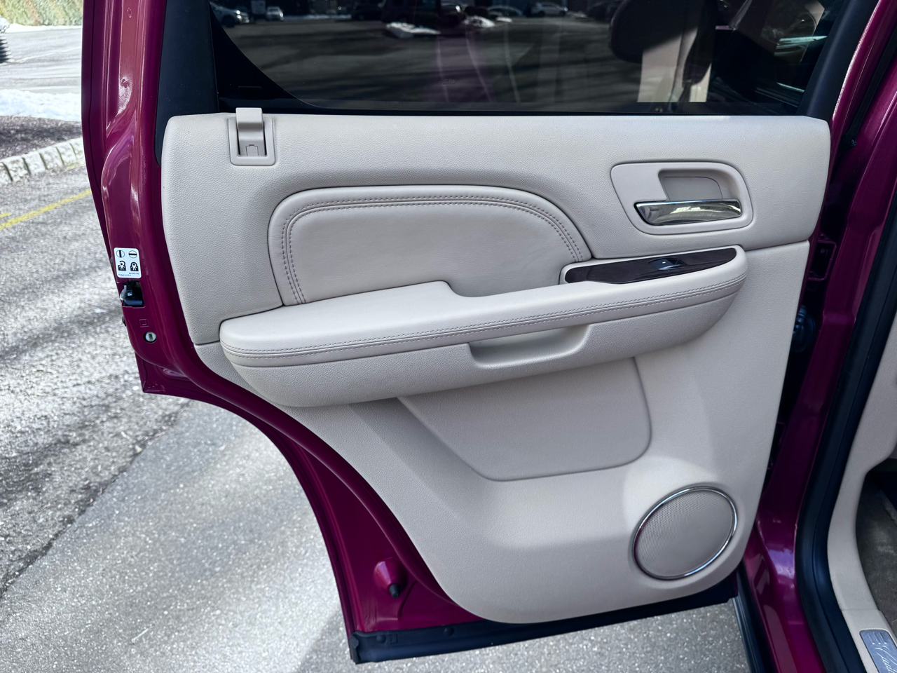 Cadillac Escalade AWD Luxury 2012