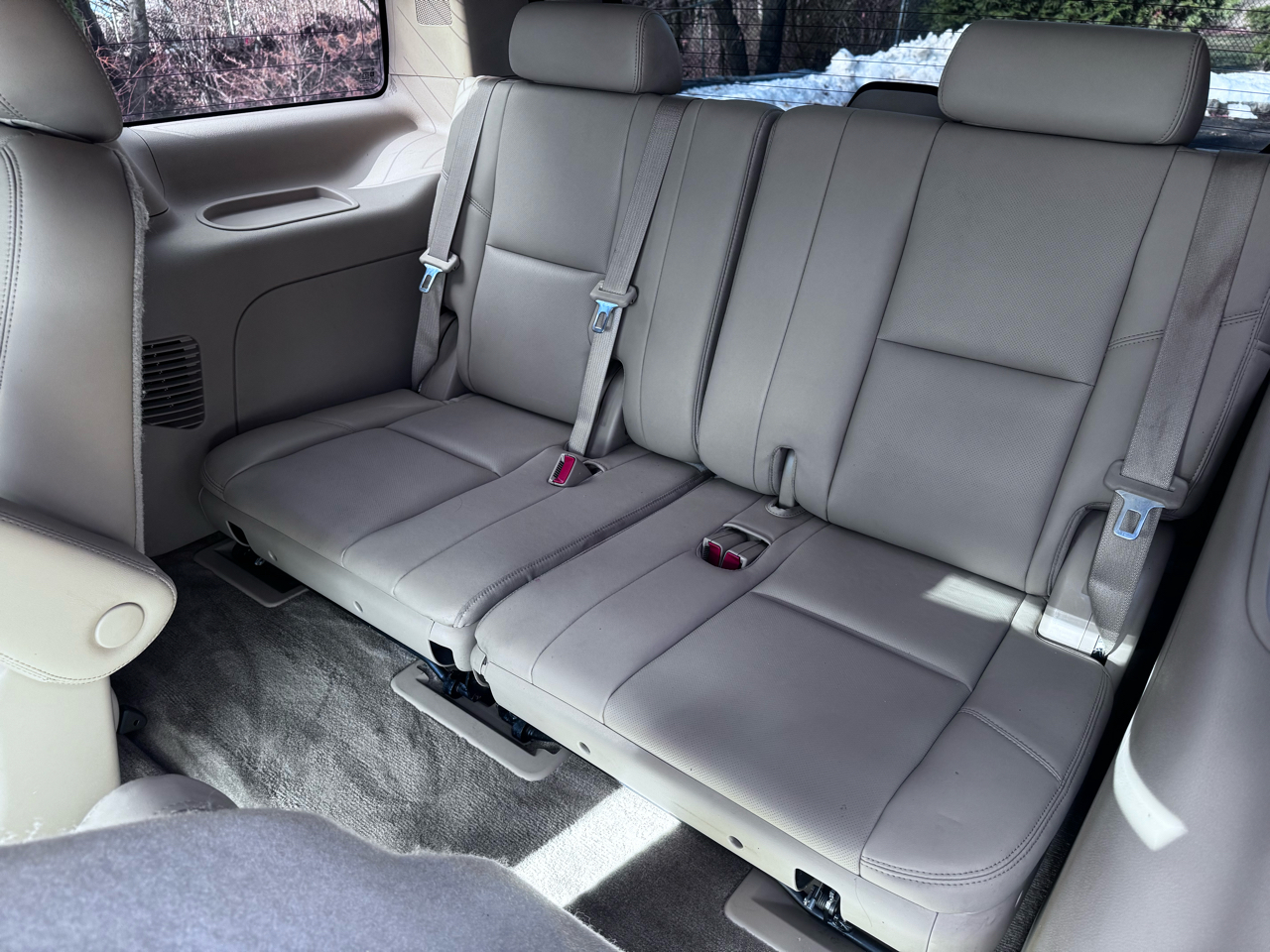 Cadillac Escalade AWD Luxury 2012