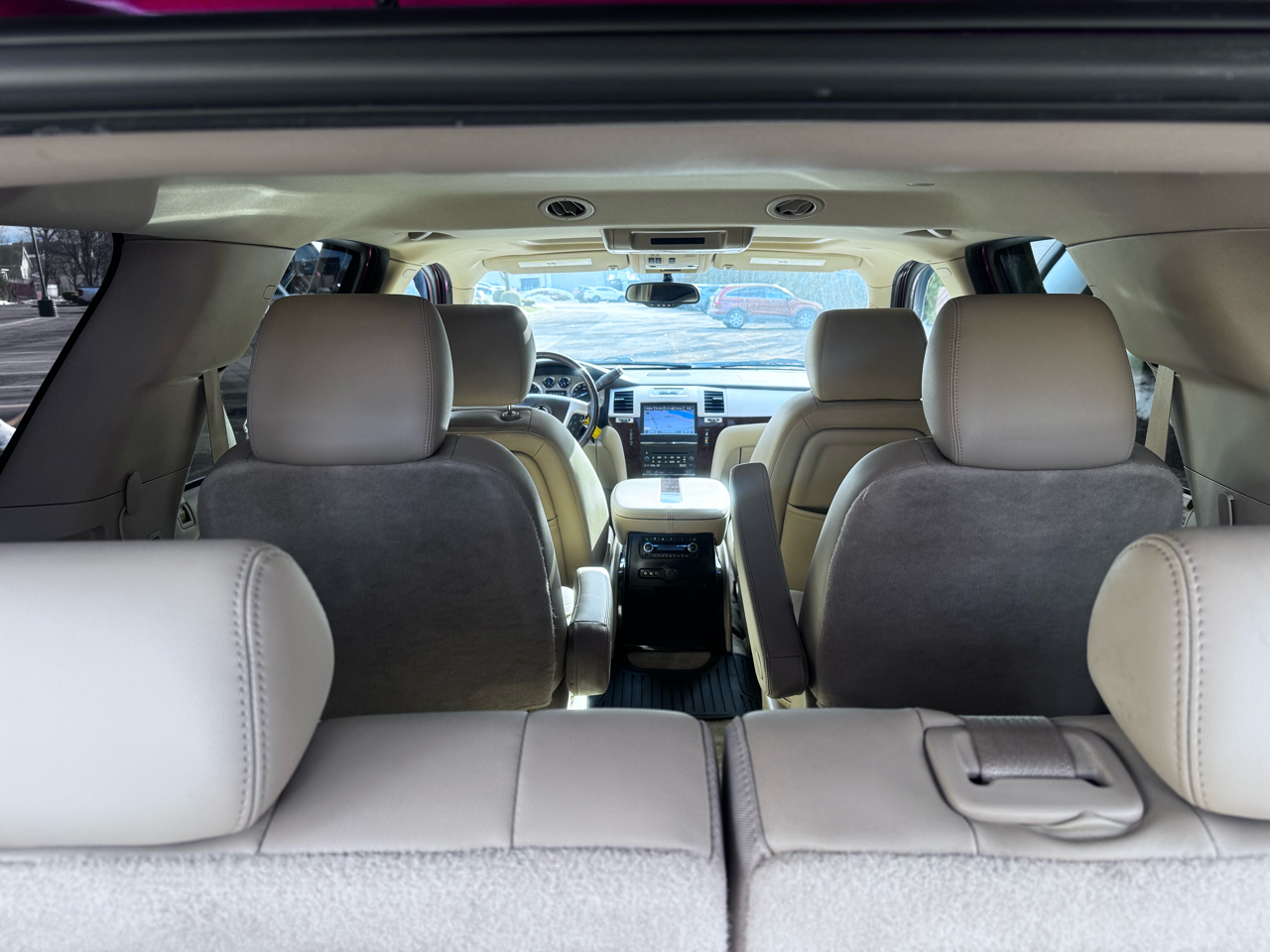 Cadillac Escalade AWD Luxury 2012