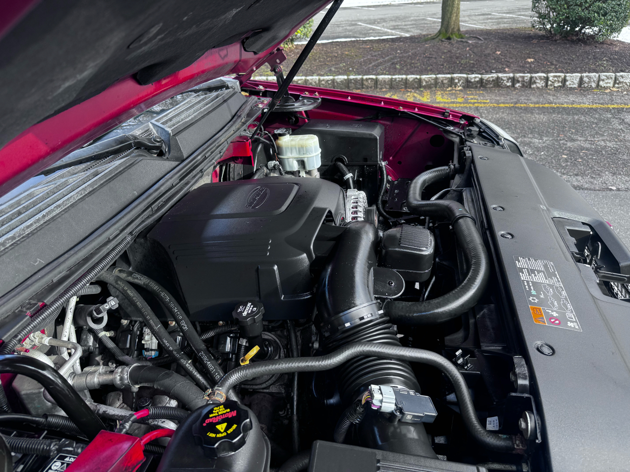 Cadillac Escalade AWD Luxury 2012