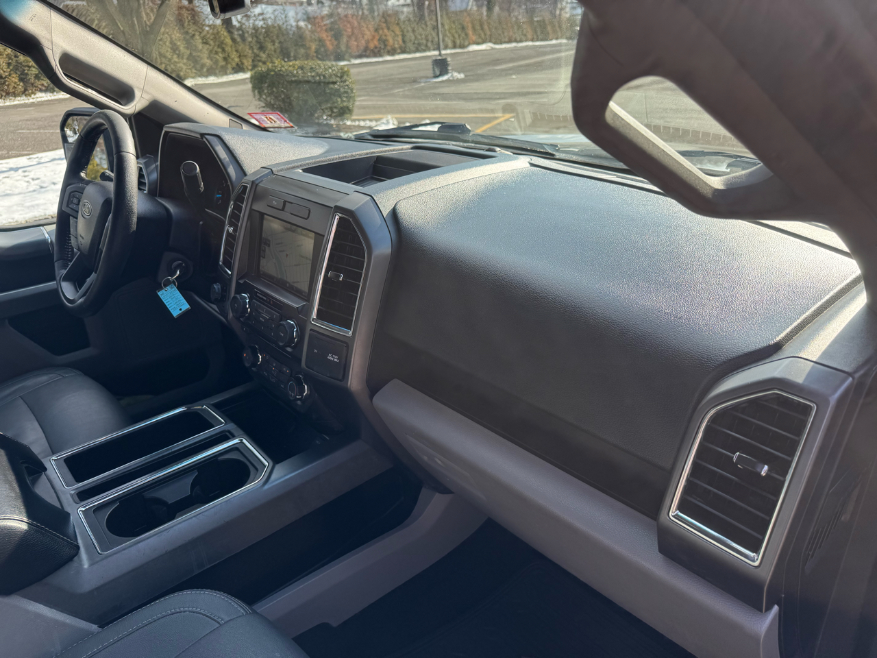 Ford F-150 XLT 4WD SuperCab 6.5' Box 2015