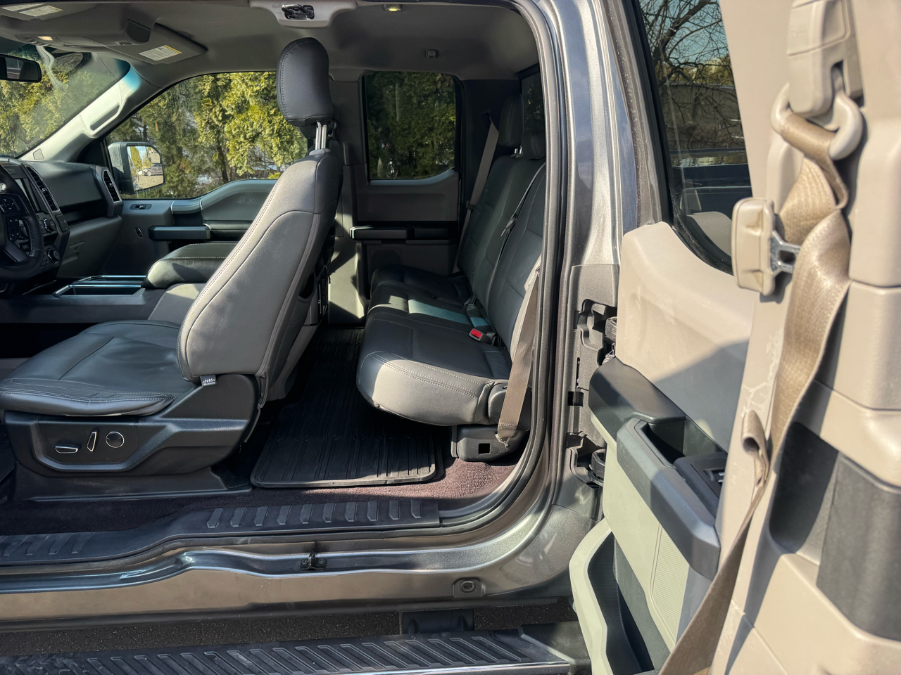 Ford F-150 XLT 4WD SuperCab 6.5' Box 2015