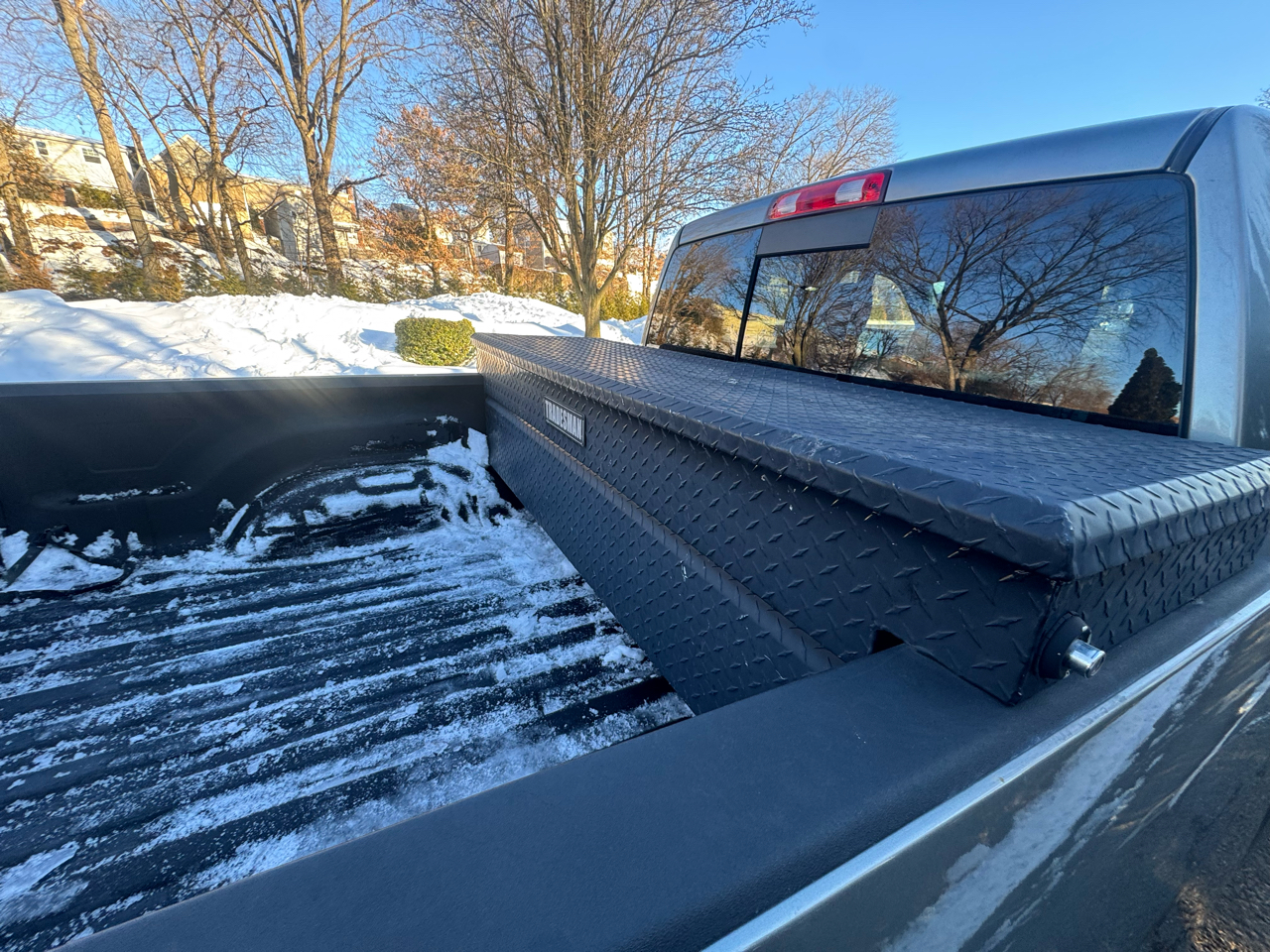 RAM 1500 4WD Crew Cab 140.5" SLT 2013