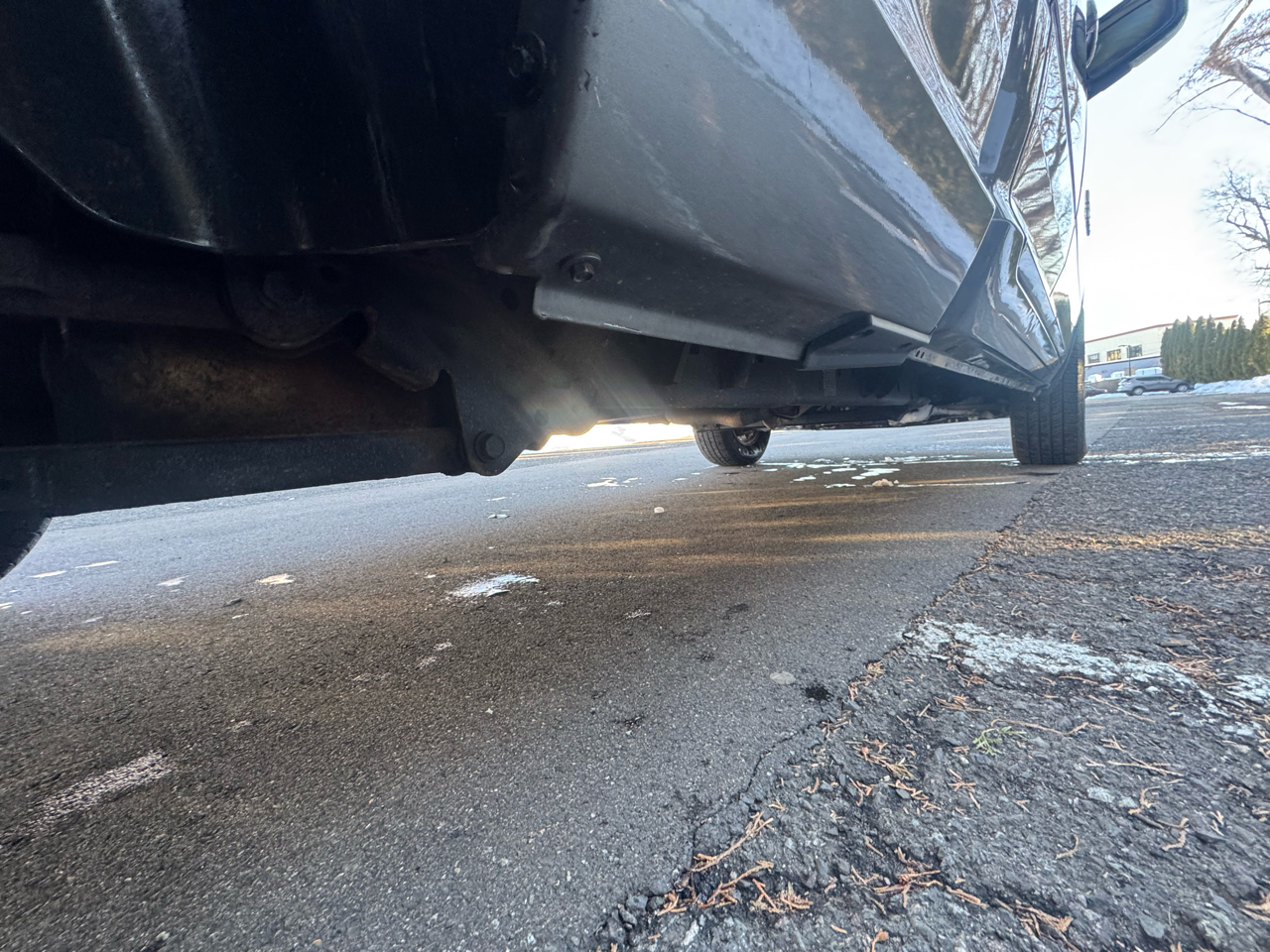 RAM 1500 4WD Crew Cab 140.5" SLT 2013