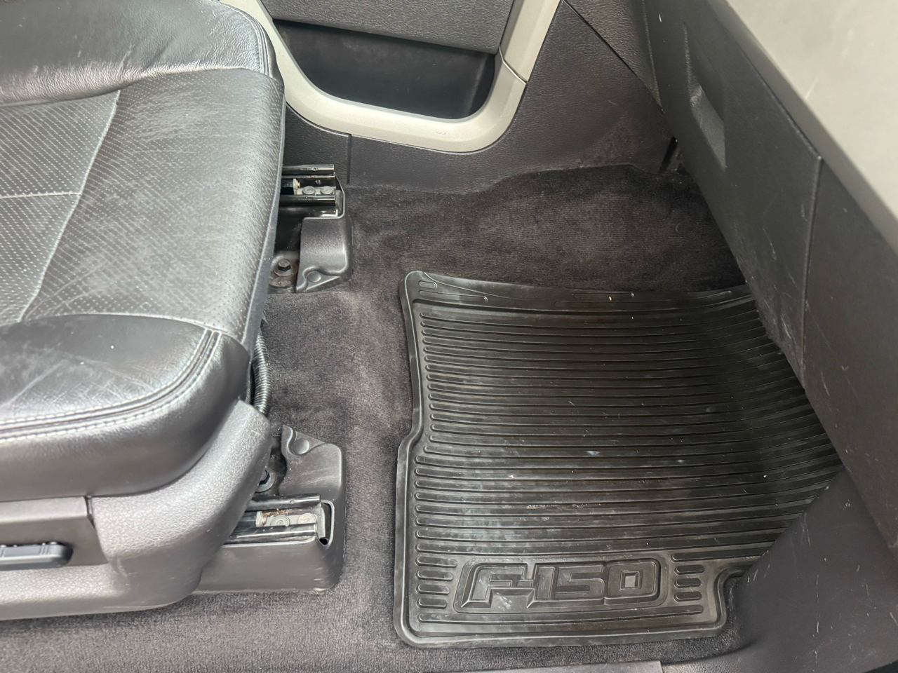 Ford F-150 FX4 SuperCrew 4WD 2012