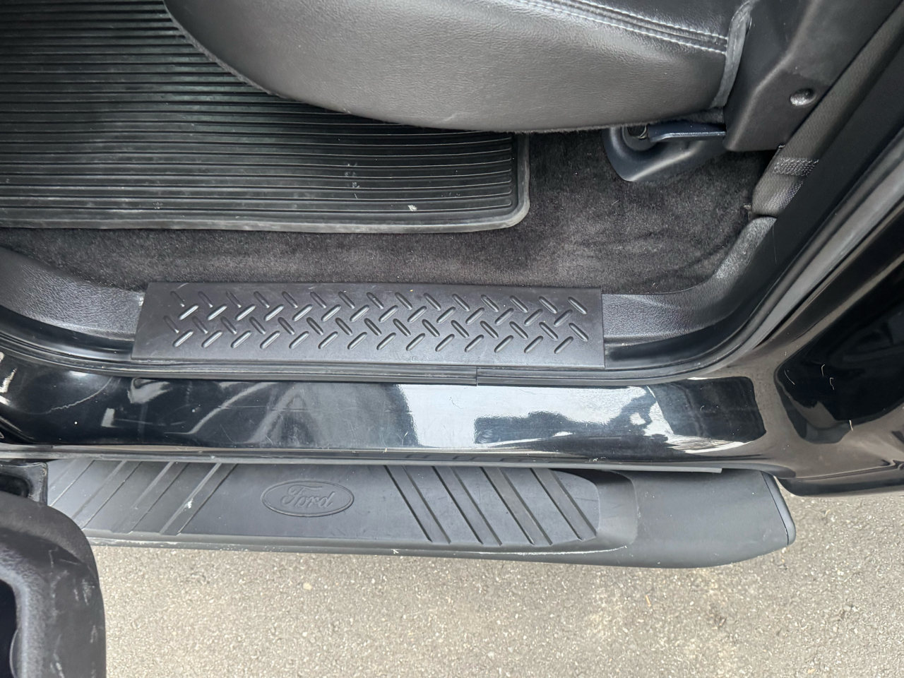 Ford F-150 FX4 SuperCrew 4WD 2012