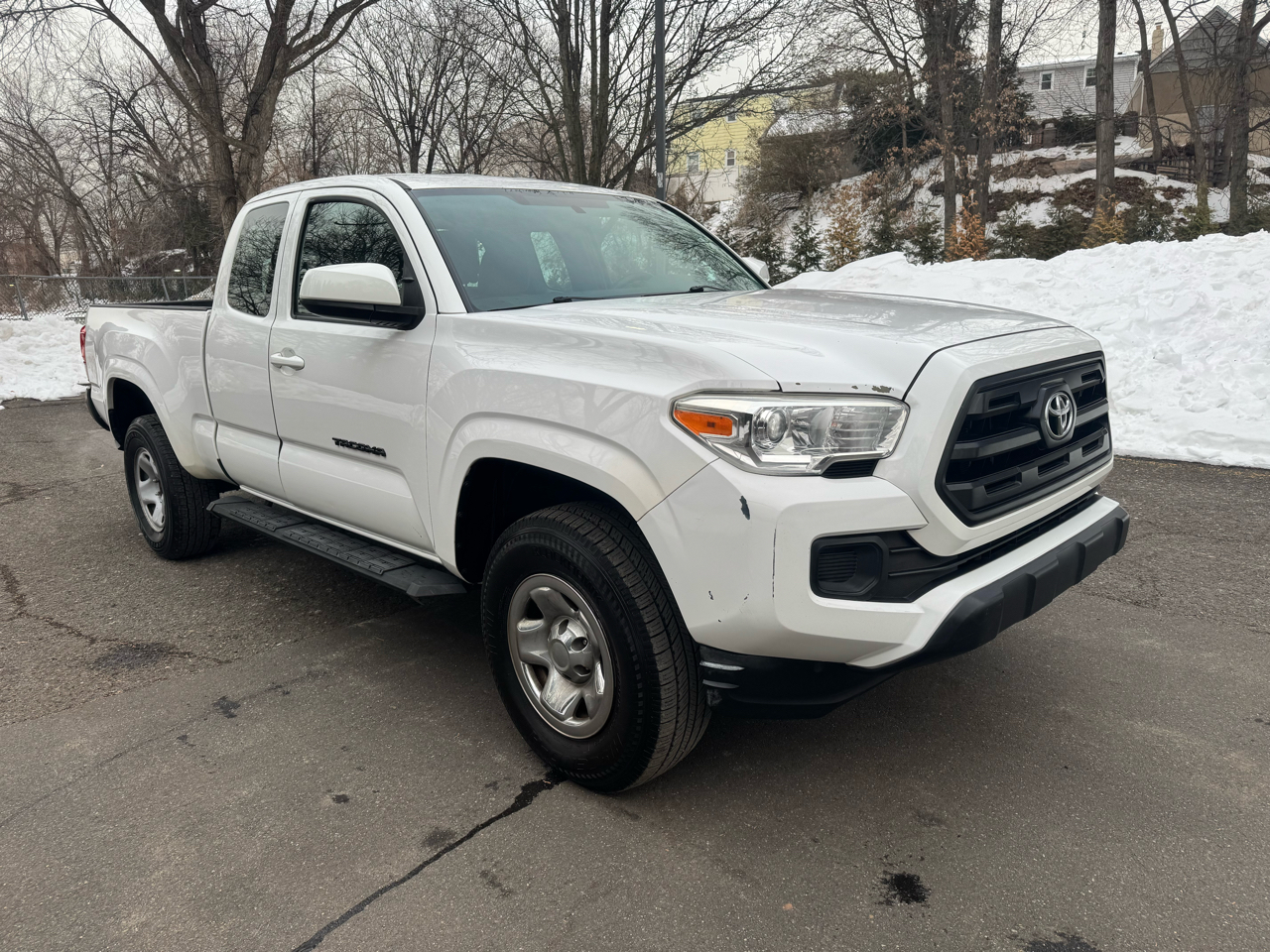 Toyota Tacoma SR5 Access Cab I4 6AT 2WD 2017
