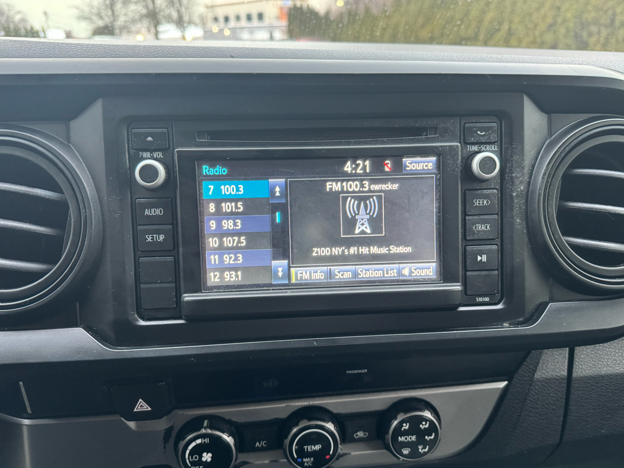 Toyota Tacoma SR5 Access Cab I4 6AT 2WD 2017