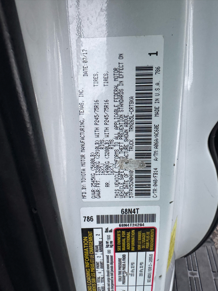 Toyota Tacoma SR5 Access Cab I4 6AT 2WD 2017