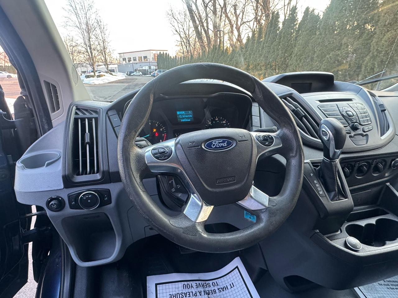 Ford Transit 350 Wagon Med. Roof XL w/Sliding Pass. 148-in. WB 2018