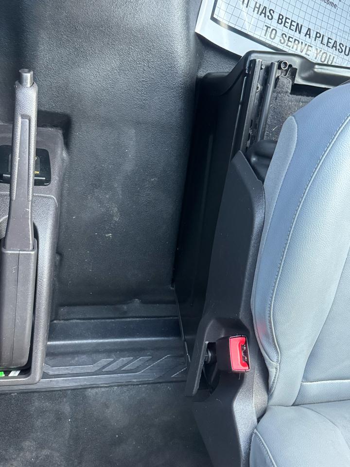 Ford Transit 350 Wagon Med. Roof XL w/Sliding Pass. 148-in. WB 2018