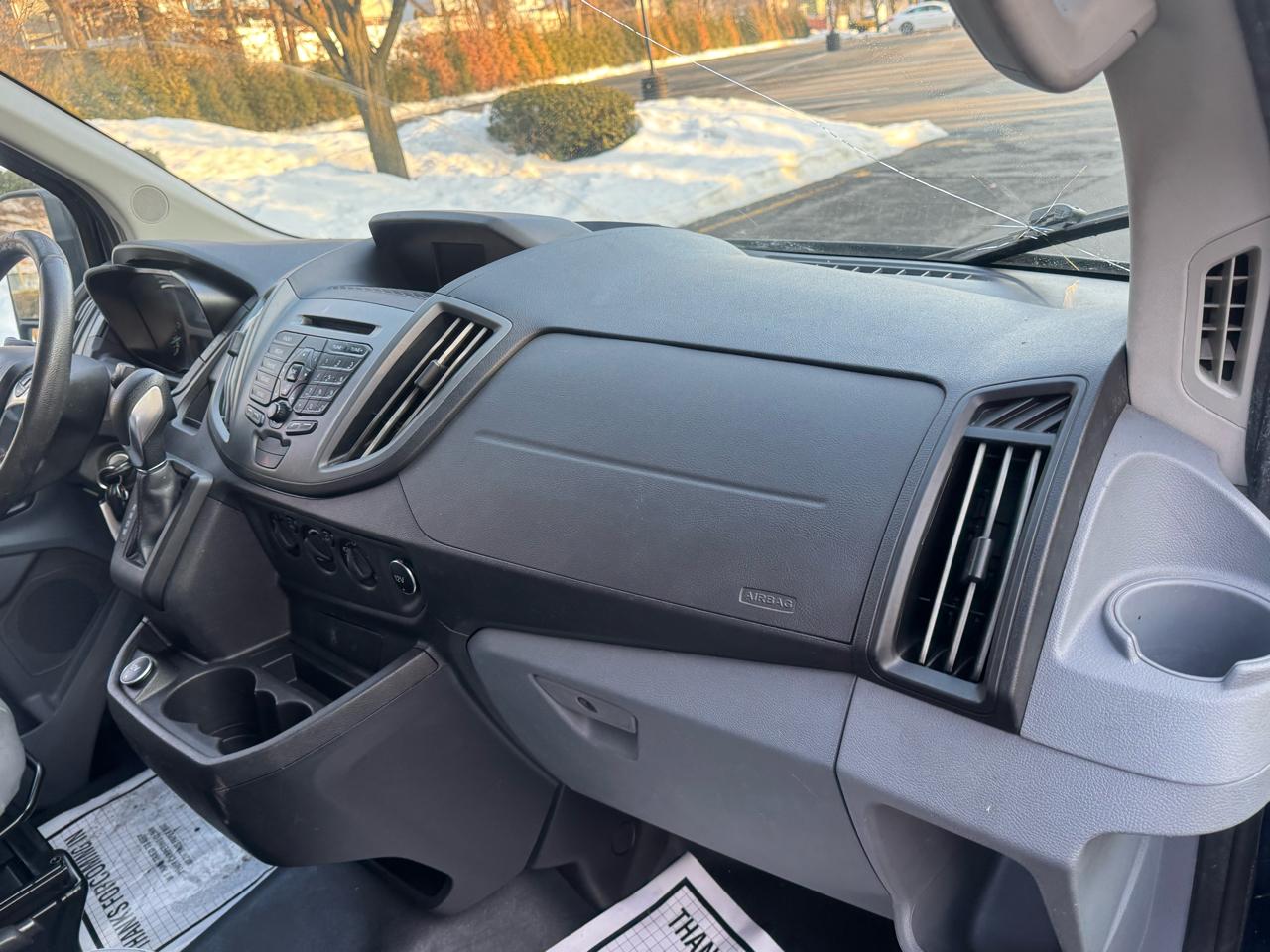 Ford Transit 350 Wagon Med. Roof XL w/Sliding Pass. 148-in. WB 2018