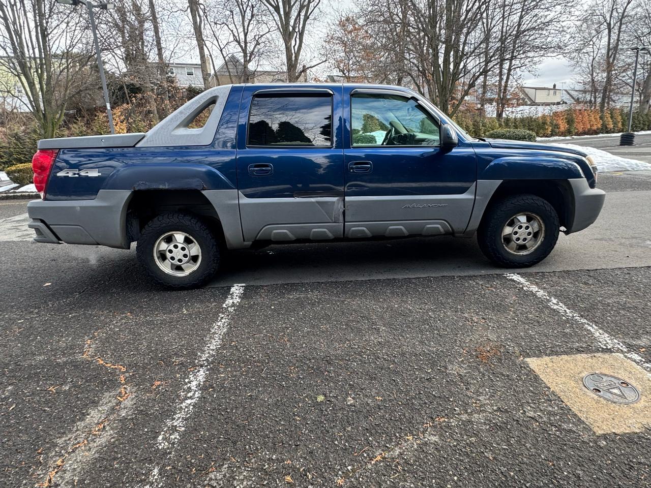 Chevrolet Avalanche 1500 4WD 2002