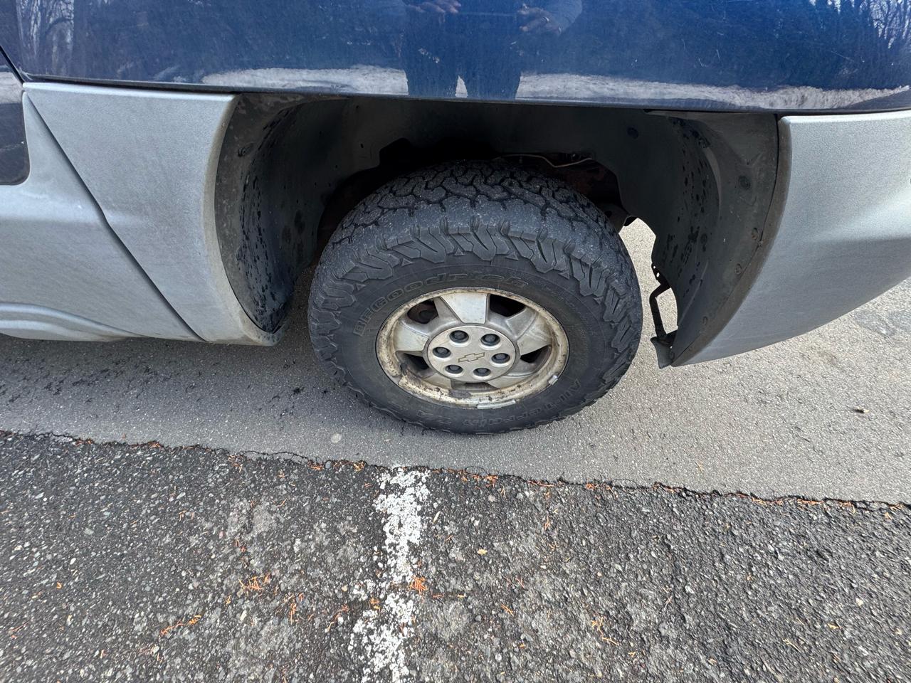 Chevrolet Avalanche 1500 4WD 2002