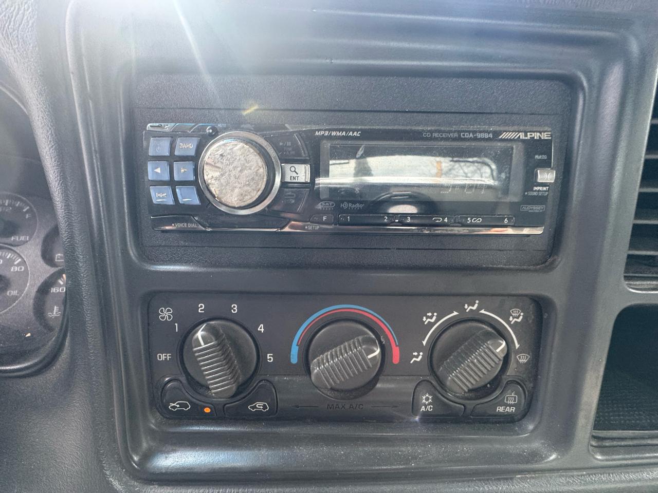 Chevrolet Avalanche 1500 4WD 2002