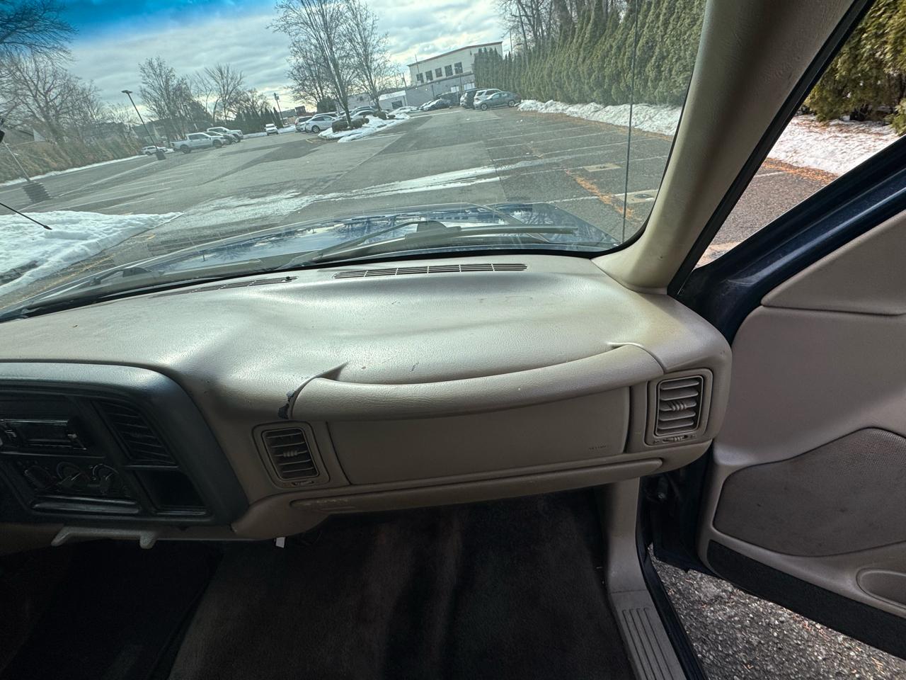 Chevrolet Avalanche 1500 4WD 2002