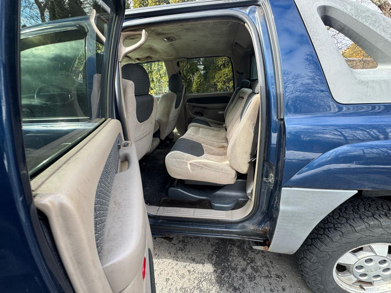 Chevrolet Avalanche 1500 4WD 2002