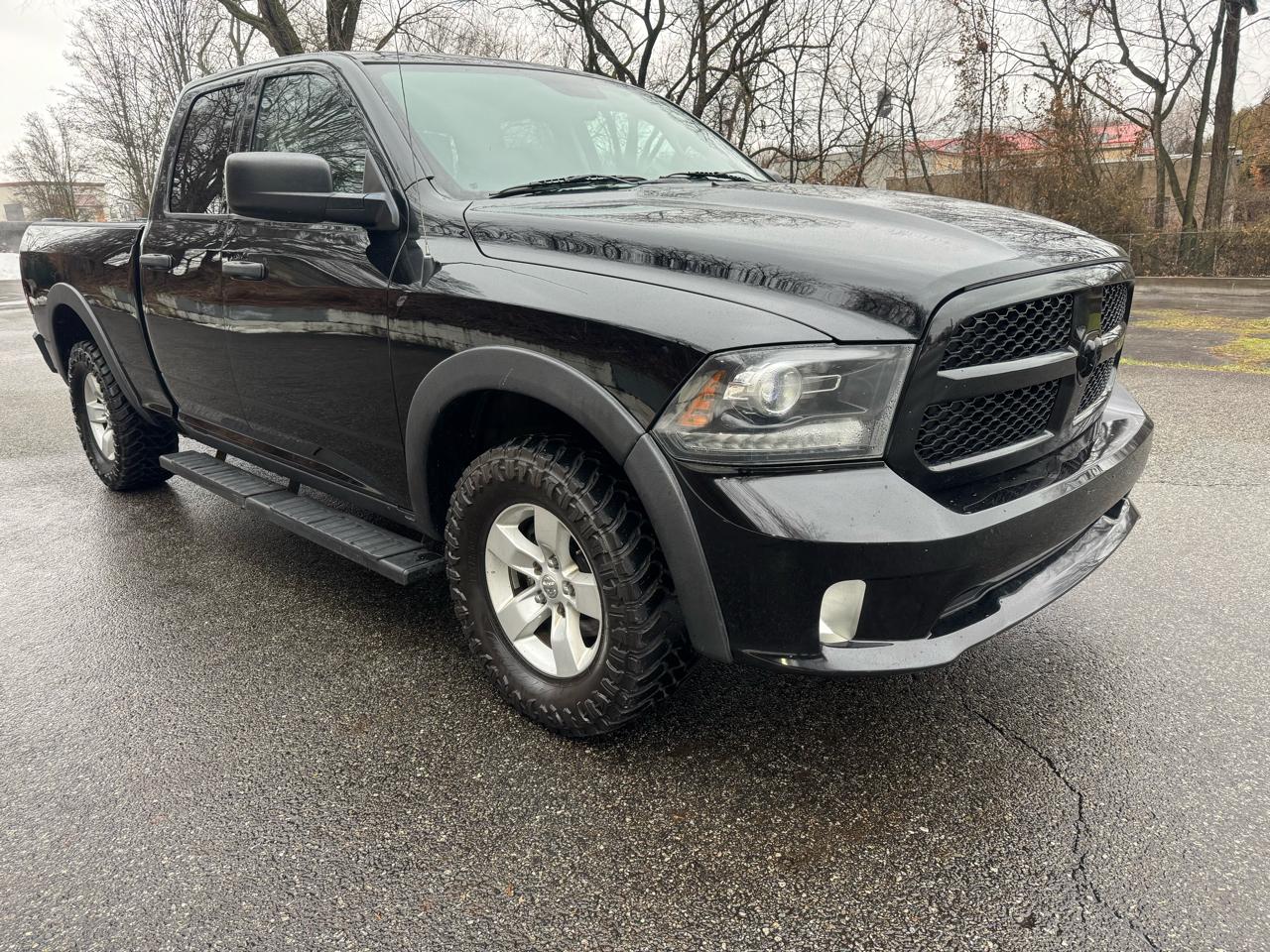 2014 RAM 1500 Express Quad Cab 4WD